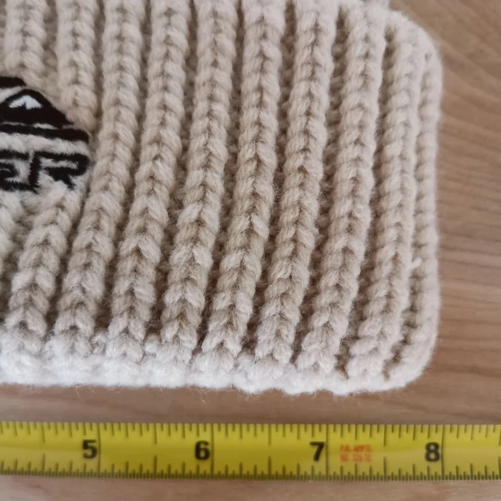 Quiksilver The Pom beanie  (OS) - Picture 9 of 11